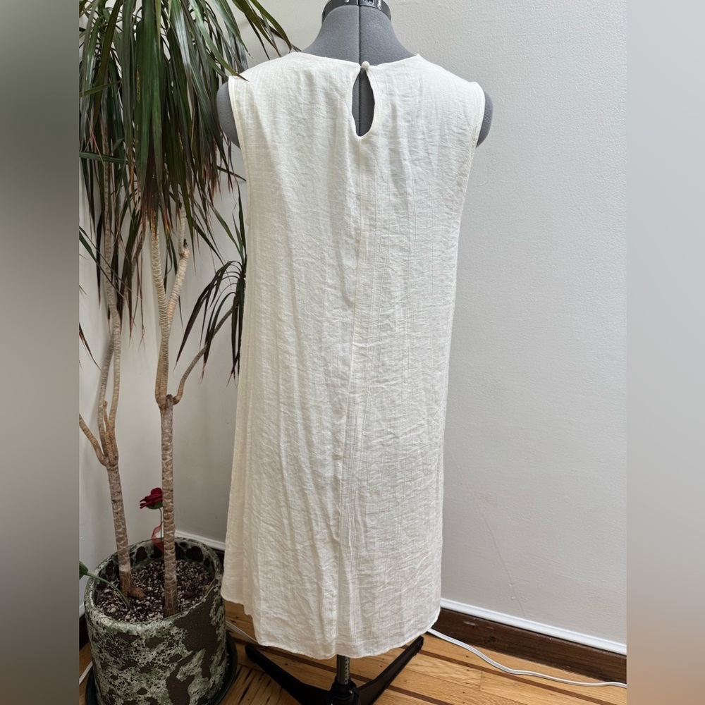 Wrangler Ivory Crochet Lace Mesh Inset Boho Shift Dress - Picture 2 of 4